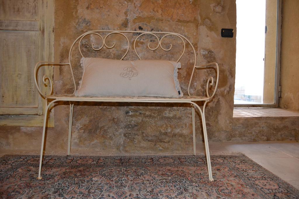 Le Stanze Dello Scirocco Sicily Luxury Bed and Breakfast Agrigento Exteriör bild